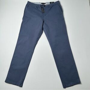 Tommy Hilfiger Mens The Flex Navy Khaki Pants Reg Fit Waist 33 NWT